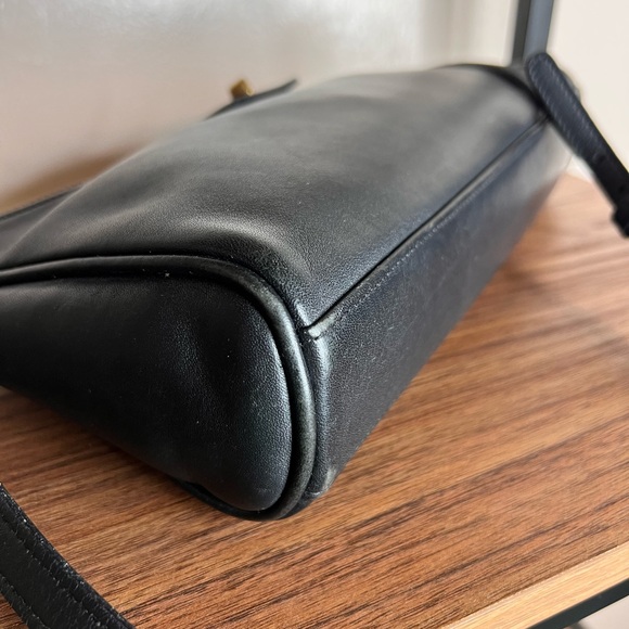 Penelope #9818 - Picture 3 of 8